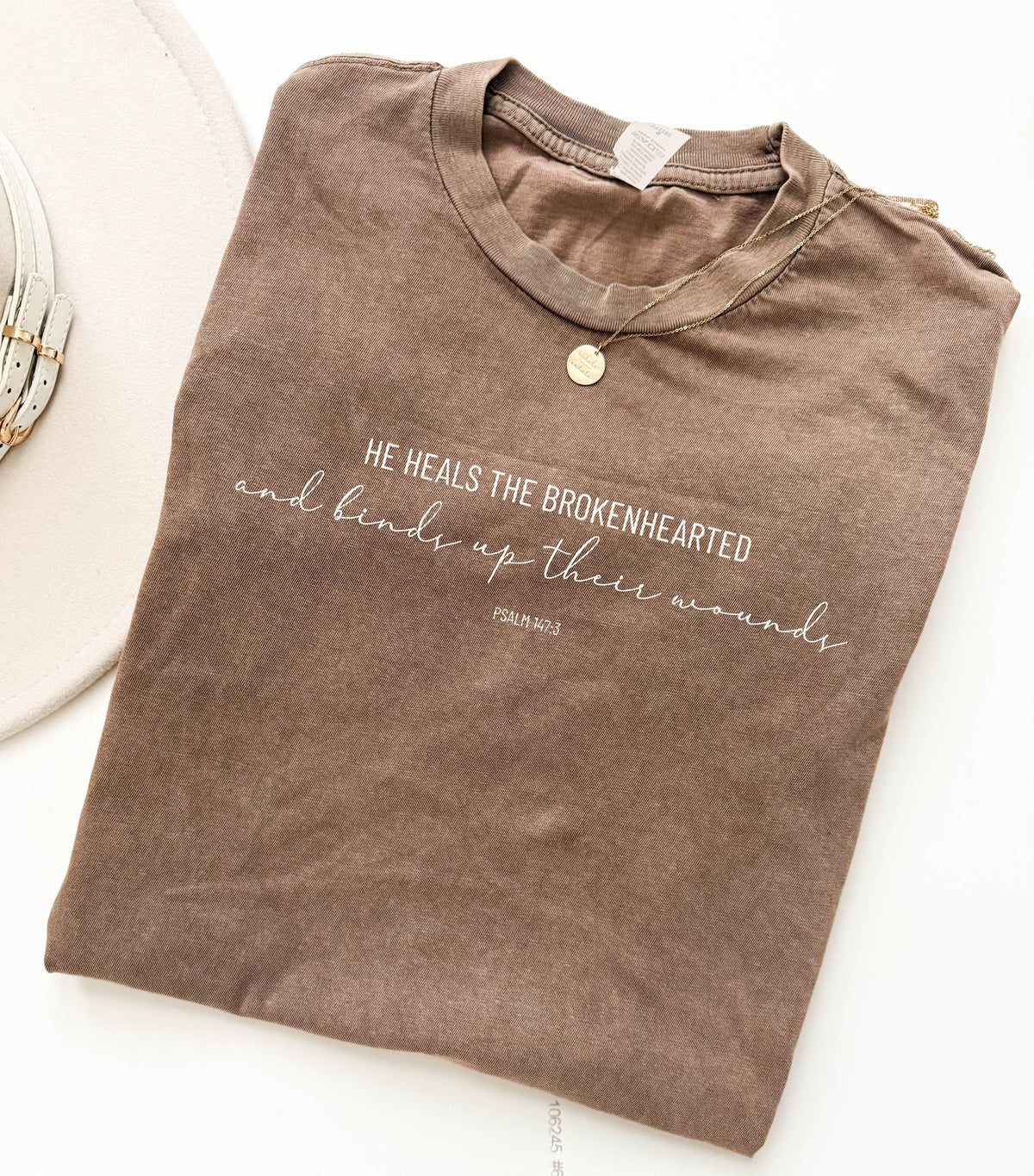 He heals the brokenhearted vintage wash tee coffee Lane Seven Vintage brown 